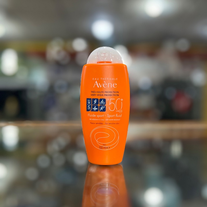محصول فلویید ضد آفتاب اون با محافظت بسیار بالا SPF 50 گالری