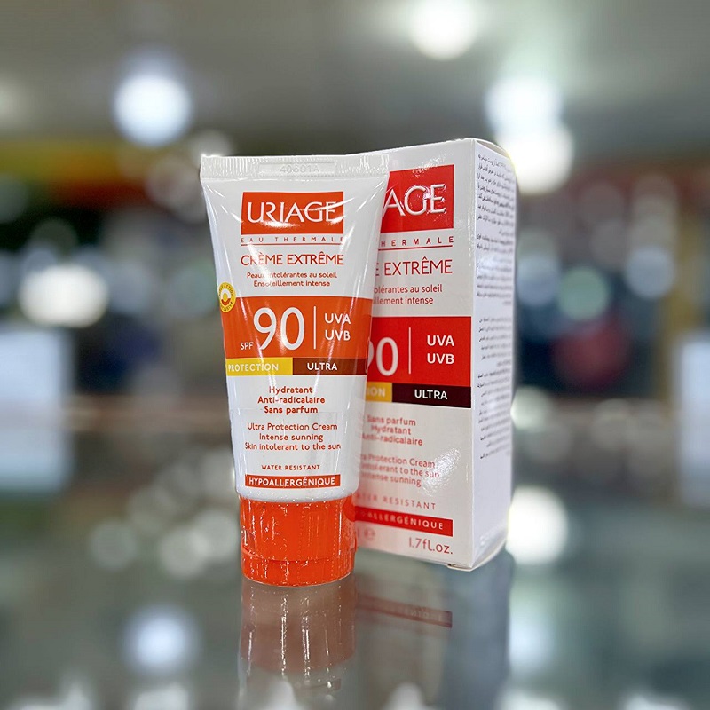 محصول کرم ضد آفتاب اوریاژ اکستریم SPF 90 گالری